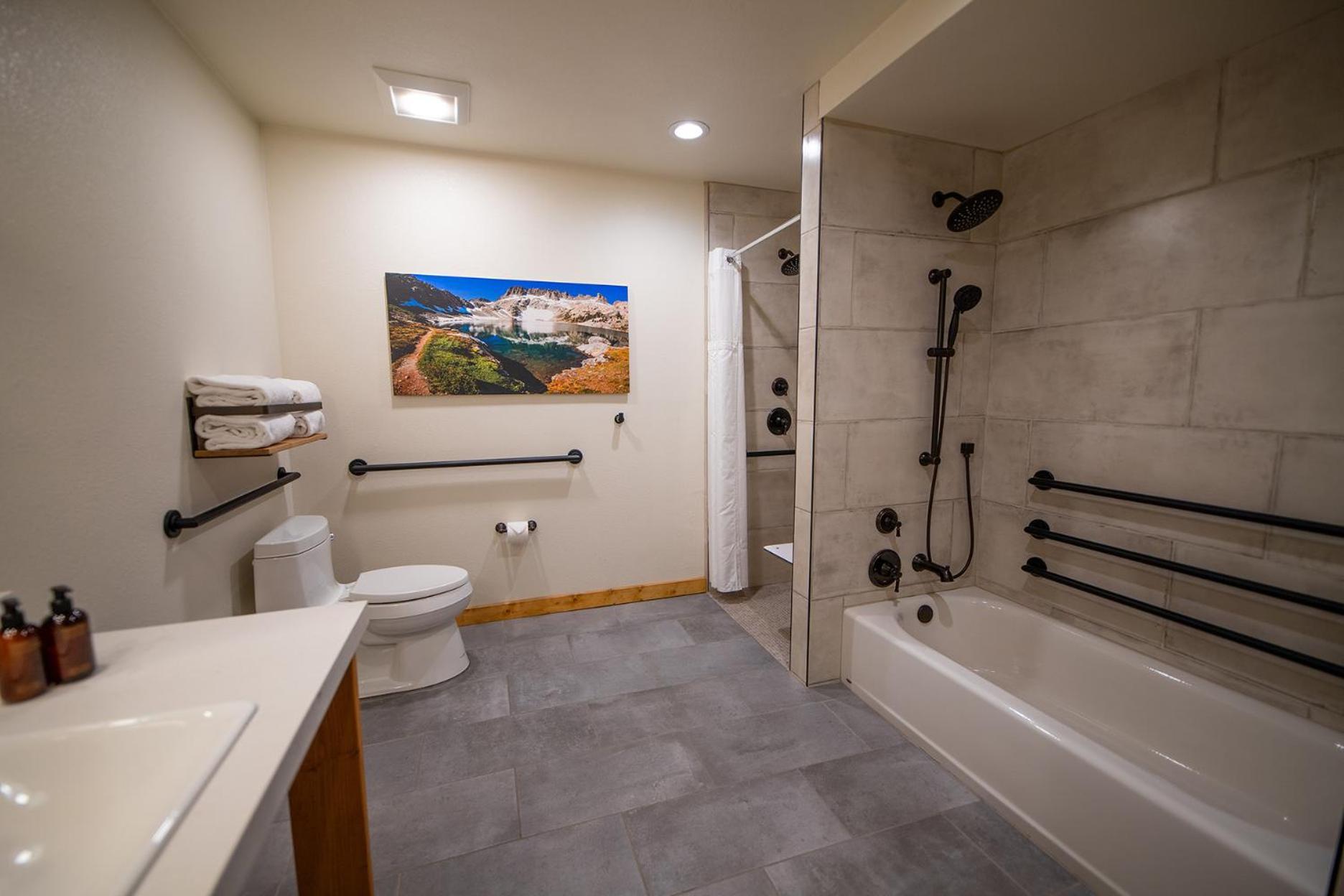 Outbound Mammoth Lodge