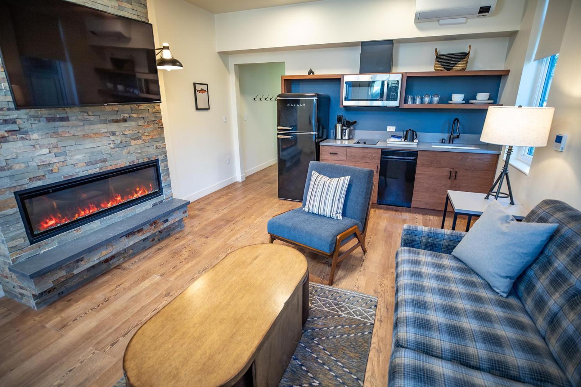 Lodge Outbound Mammoth